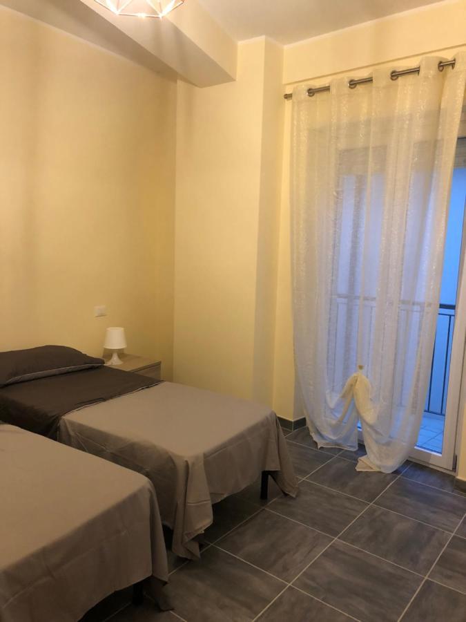 Casa Renzo Hotel L'Aquila Ngoại thất bức ảnh